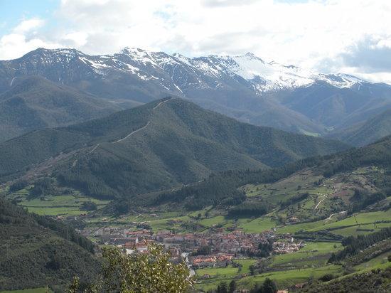 Apartamento El Nial De Potes Luaran gambar